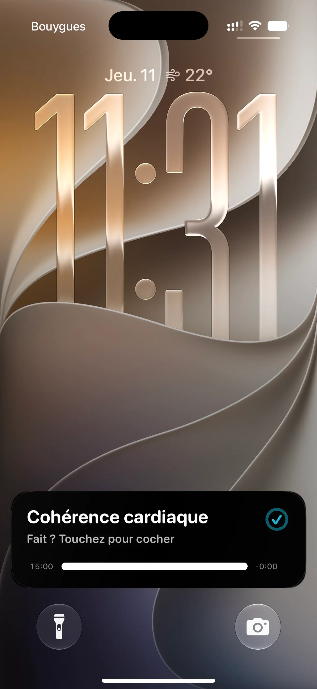 Activité en direct FacilAbo affichée sur l’écran verrouillé iPhone